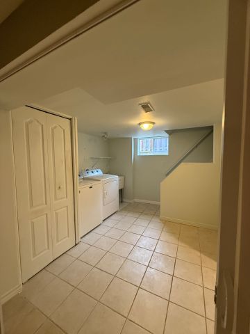 For Lease - 11 Thorncroft Crescent, Ajax, Ontario - Photo 5