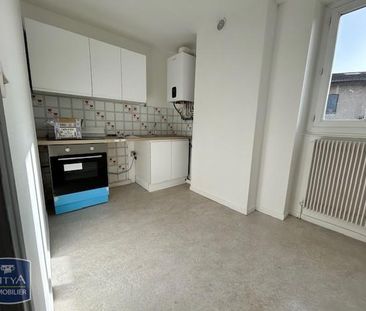Location Appartement 2 pièces 44m² VILLEFRANCHE SUR SAONE 69400 - Photo 2