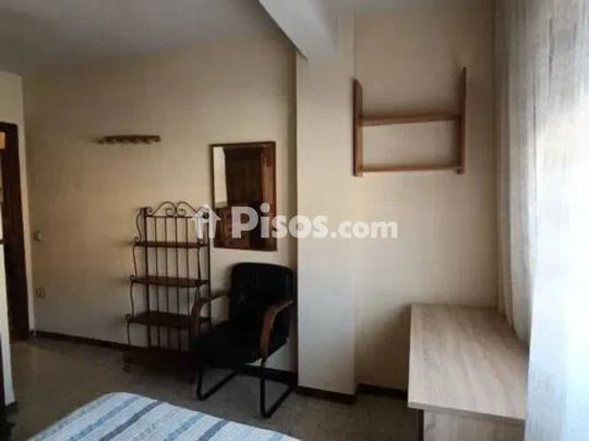 Piso en alquiler en Calle de la Pedrera Baja - Foto 1