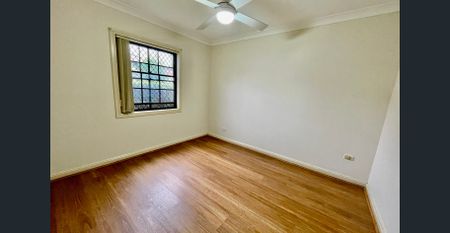 Neat & Tidy Two Bedroom Villa - Photo 4