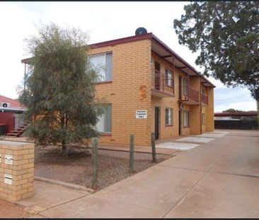 Fully Furnished Unit - Photo 4