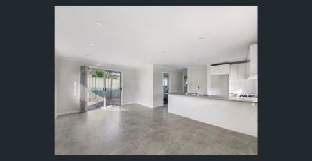 IMMACULATE GRANNY FLAT! - Photo 5