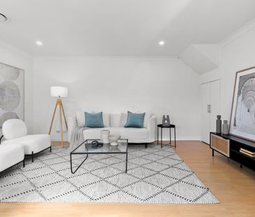 Charming 3-Bedroom Family Home with Modern Comforts and Outdoor Appeal - Photo 4