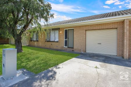 1/552 Comans Avenue, 2641, Lavington Nsw - Photo 5