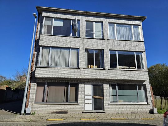 Gelijkvloers appartement met 1 slaapkamer en garage - Foto 1