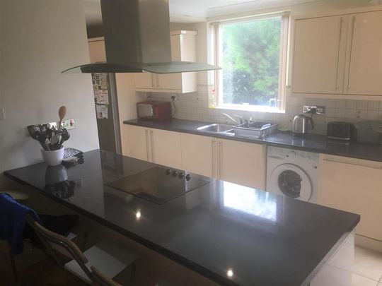 5 bedroom house share to rent - Photo 1