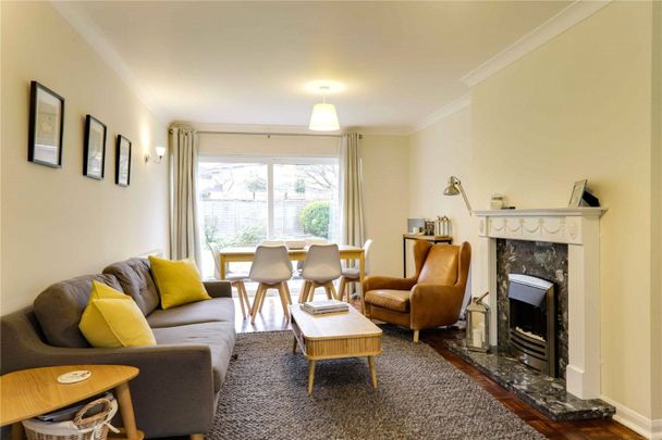 4 bedroom House in Starmead Drive, Wokingham - Photo 1