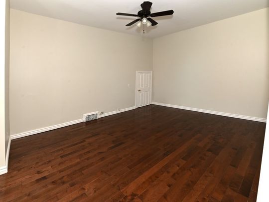 For Lease - 355 Bronson Avenue, Ottawa Centre, Ontario - Photo 1