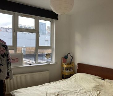 1 bedroom flat to rent - Photo 6