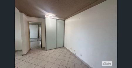 RENOVATED UNIT WITH PARK VIEWS ! - Photo 3