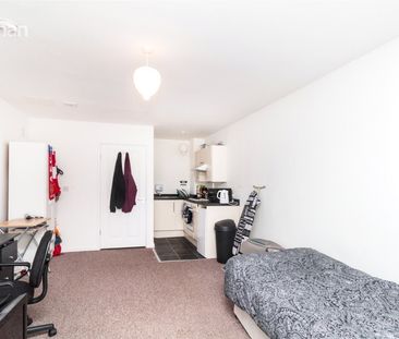 1 bedroom property to rent - Photo 3