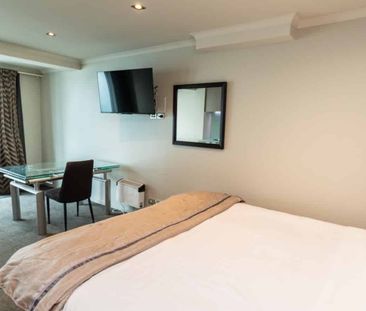 City view studio apartment in Wellington Central - Photo 2