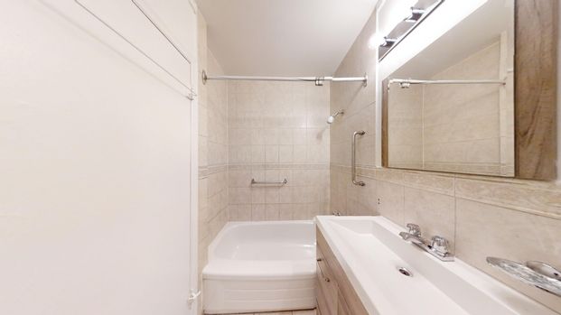 10-20 Bergamot Ave - Photo 1