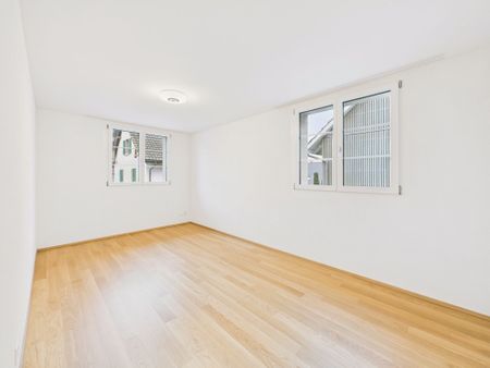 Modern 5.5-room terraced house with practical floor plan, village - Photo 5