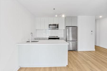 For Lease - 1354 CARLING Avenue Unit# 1910, Carlington - Central Park, Ontario - Photo 3