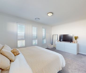 Southlakes Stunner! - Photo 3