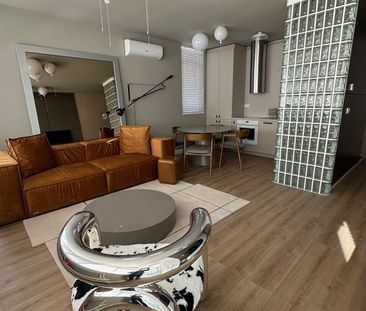 Apartament cu 3 camere de închiriat - Photo 1