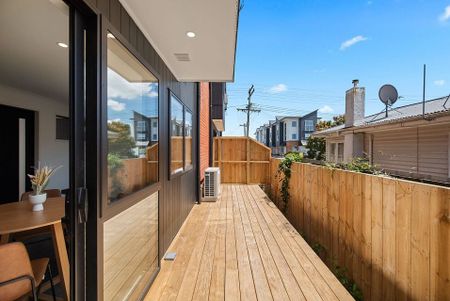 Bedsit for rent, fully furnished, internet, power - Photo 3