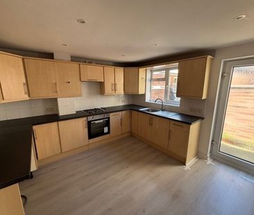 Briardale Road, Birkenhead - Photo 5