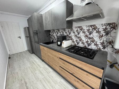 Proprietar inchiriez garsoniera, 40 m2, Titan - Photo 3