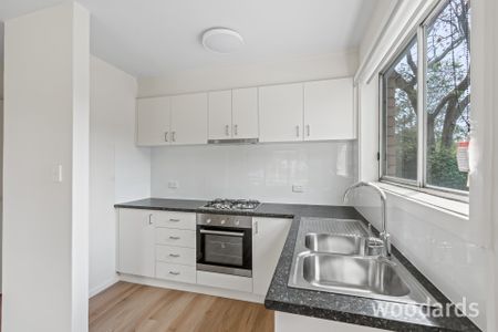 Thornbury Living! - Photo 3