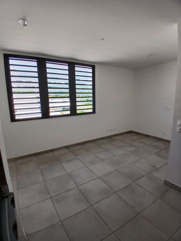 Location Appartement 1 pièce 22m² MOUFIA 97490 - Photo 3