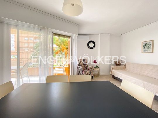 Apartamento de alquiler en Carrer de Castella-lleó, Playa de Gandia - Photo 1