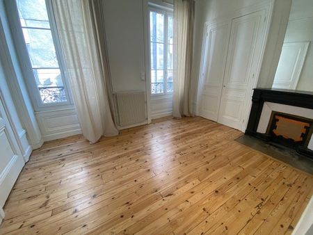 APPARTEMENT T5 A LOUER - Photo 3