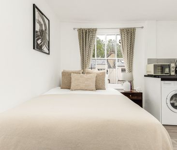 1 Bed Flat, Leinster Gardens, W2 - Photo 5