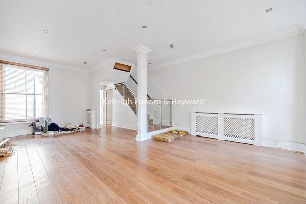 4 bedroom terraced house to rent - Photo 1