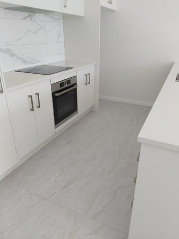 This well-presented modern two-bedroom unit is available for rent in a fantastic Katikati location. - Photo 5