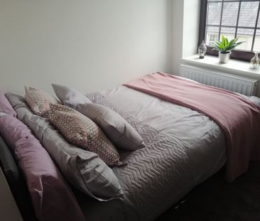 Holyhead Road, Bangor, Gwynedd, LL57 - Photo 5