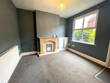 3 bedroom terraced house to rent - Photo 2