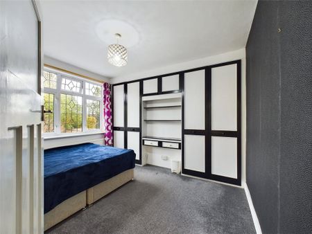 3 bedroom semi-detached house to rent - Photo 4