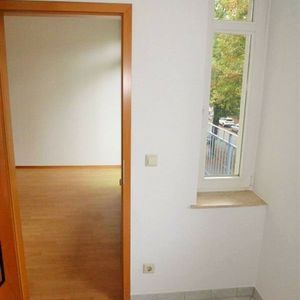 GEHEIMTIPP: SÜSSE BALKONWOHNUNG IN SCHÖNER LAGE... - Photo 2