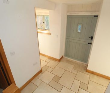 Courtlands Lane, Exmouth - Photo 2