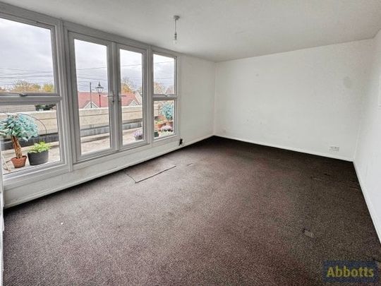 Ferry Road, Hockley, SS5 6NA - Photo 1