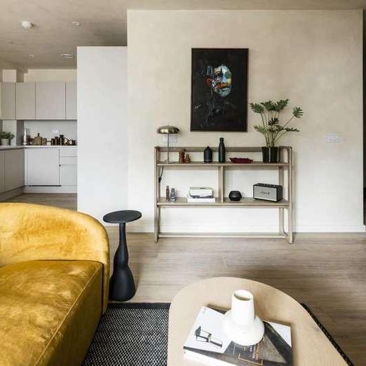 Marble House, Hayes And Harlington, UB3 - Photo 1