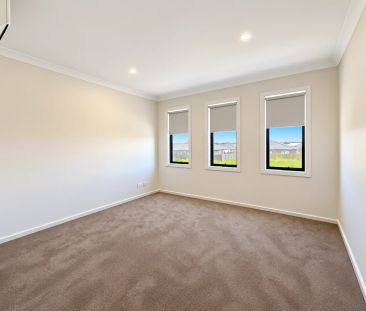 Brand New Luxury, Modern Comfort & Effortless Living - Photo 2