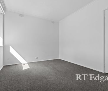 Thinking of selling? Contact our agent - Photo 4
