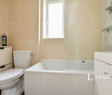 2 bedroom apartment to rent Burnaby Road, Bournemouth, Dorset, BH4 - Photo 6