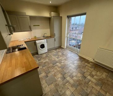 2 bedroom flat to rent - Photo 1