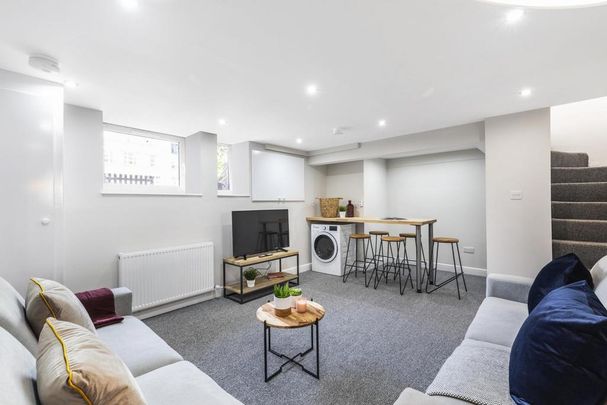 5 bedroom house to rent - Photo 1