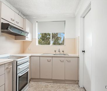 Convenient Living in the Heart of Penrith - Photo 1