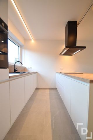 Nieuwbouwappartement met staanplaats in centrum Ieper - Photo 2