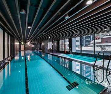 708/5 Sutherland Street, Melbourne - Photo 4