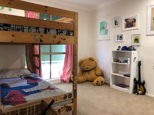 20 Bendigo Cres, Tallai QLD 4213 - House For Rent | Domain - Photo 1