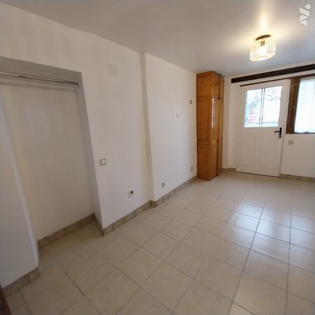 Charmante petite maison de ville entièrement refaite à neuf - Photo 4