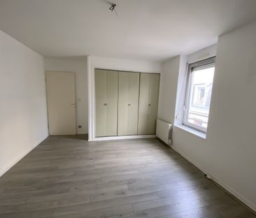Location Appartement 3 pièces 86m² REIMS 51100 - Photo 5