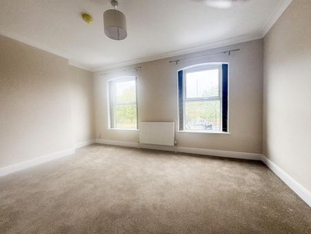 2 bedroom flat to rent - Photo 5